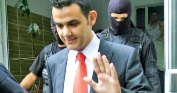 Fostul director al OTV, Doru Iuga, a primit o condamnare de doi ani cu suspendare pentru relaţii sexuale întreţinute cu minori băieţi contra cost FOTO Adevărul