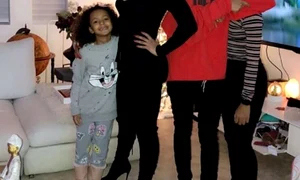 Mel B îi creşte singură pe cei trei copii ai ei: Phoenix, 19 ani, Angel Iris, de 11 ani şi Madison, de 7 ani jpeg