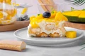 Tiramisu cu mango  Sursa foto shutterstock 2231314733 jpg