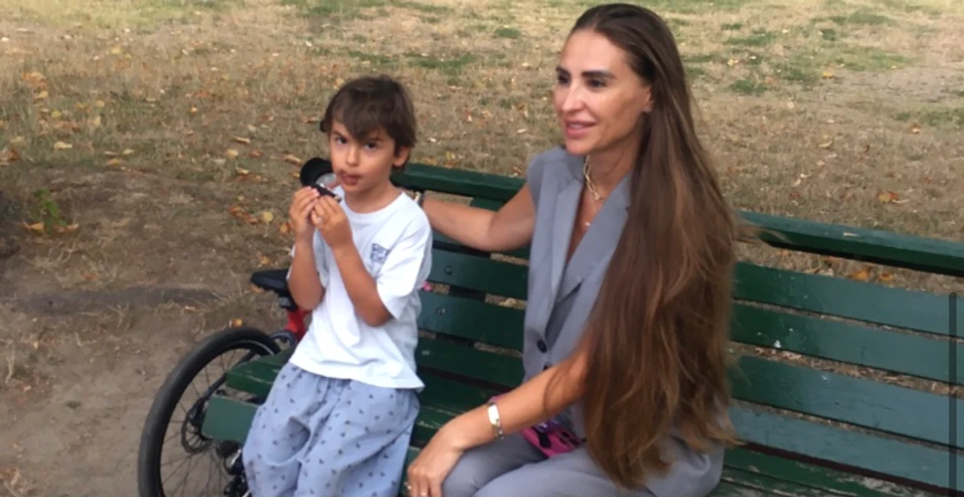 Roxana Blagu e topită după băiețelul ei, Sasha foto: Alina Erimia 