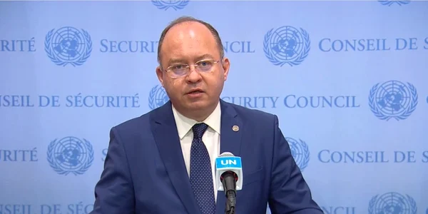 Bogdan Aurescula ONU FOTO MAE jpg