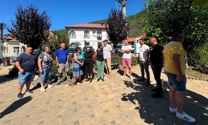 protest caineni jpg