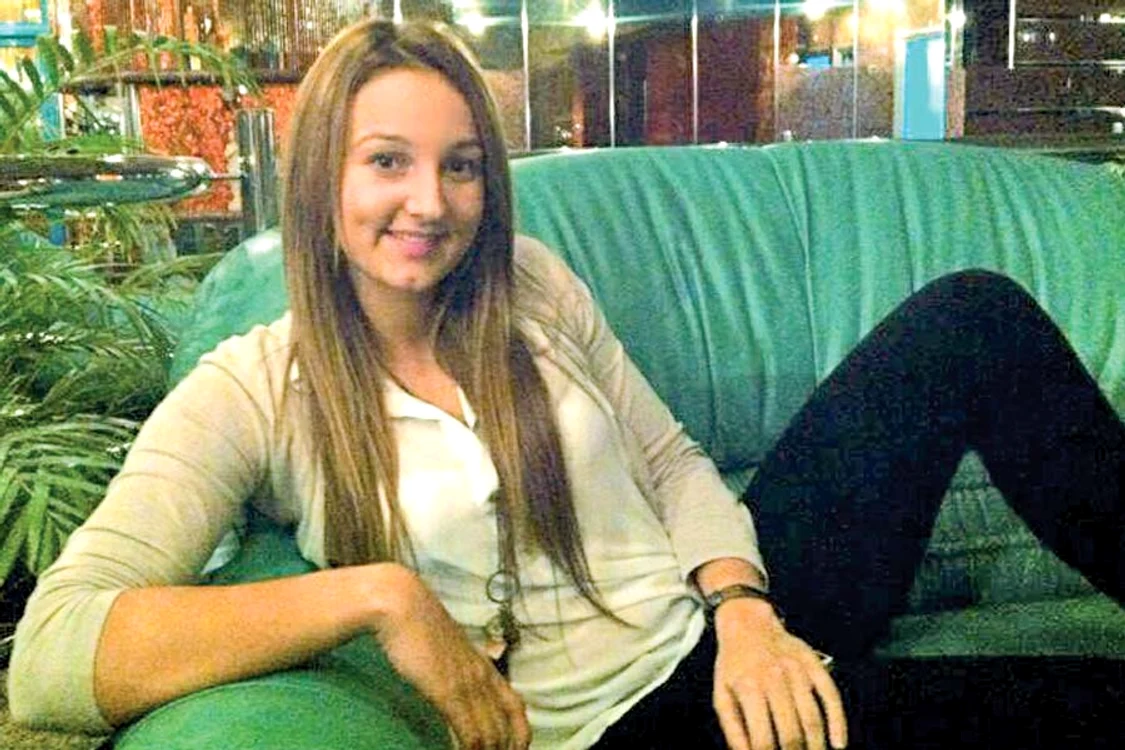 Eliza  Buceschi