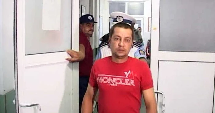 Directorul şcolii s-a ales cu dosar penal