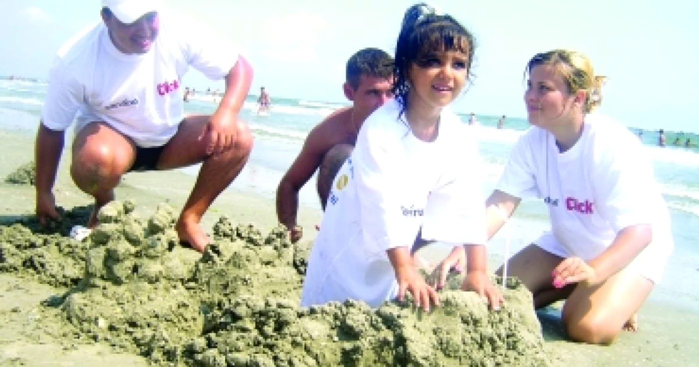 Constanţa: Litoral 2009 / „Adevărul de seară“ premiază cel mai frumos castel de nisip
