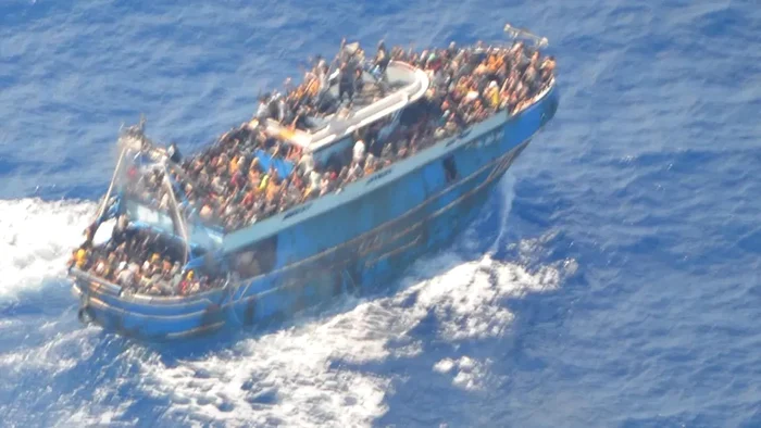 Barcă naufragiați FOTO: Garda de Coastă