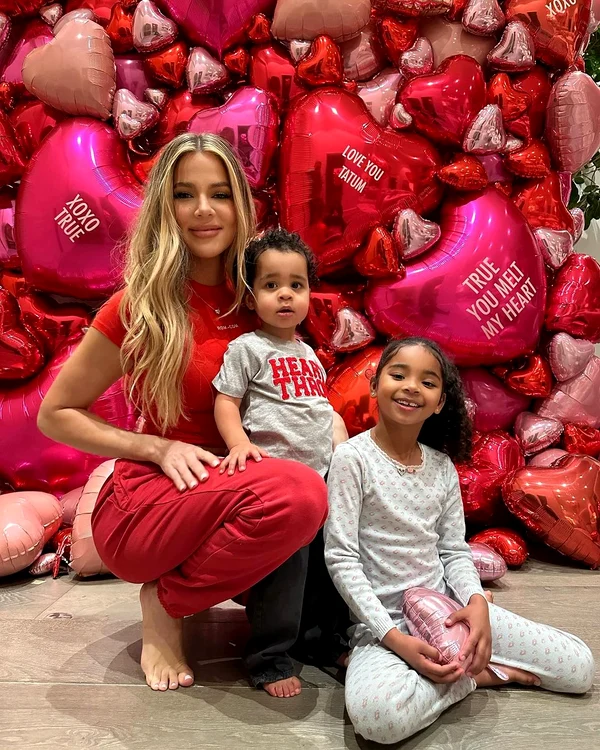 Khloé Kardashian le-a făcut o surpriză copiilor ei (Foto: Instagram)