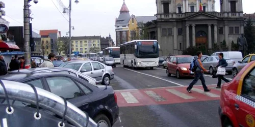 Traficul auto va fi blocat în centrul oraşului