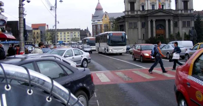 Traficul auto va fi blocat în centrul oraşului