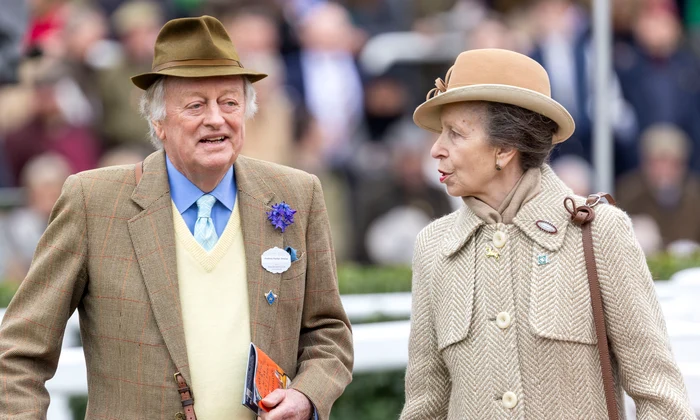 Prințesa Anne și Andrew Parker Bowles la Festivalul de la Cheltenham, Profimedia (1) jpg