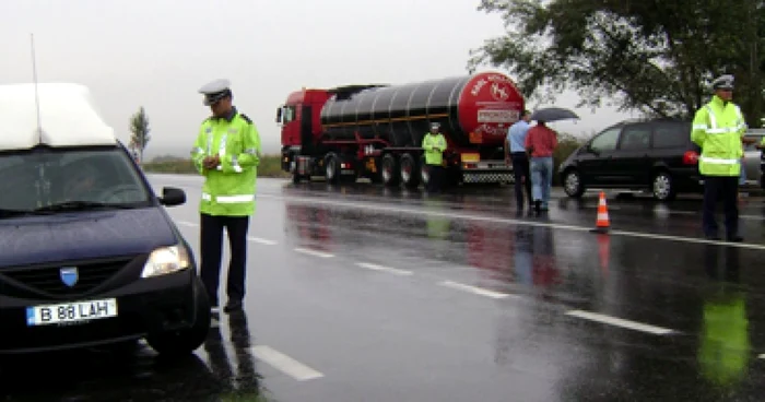 Bacău: CAMPANIE/Şoferii , „vânaţi“ de poliţie cu etilotestul