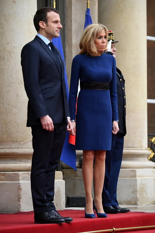 Brigitte Macron alături de președintele Franței în 2019