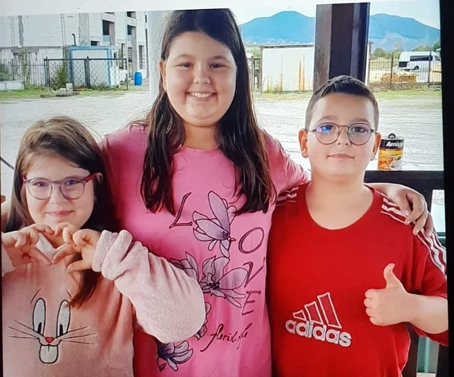 Cei trei copii au fost găsiți și aduși înapoi în țară FOTO IPJ Hunedoara