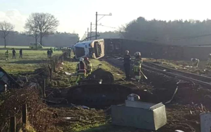 Un tren de pasageri a deraiat în Olanda Foto: Twitter