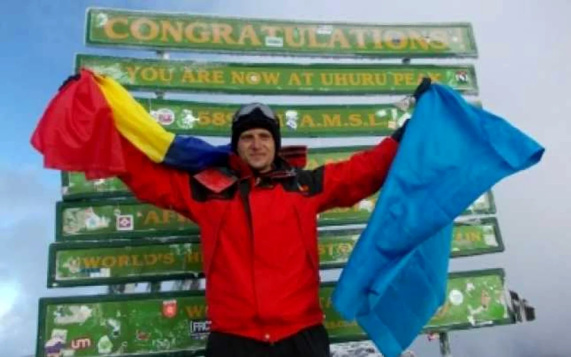 Florin Bogdan Năstase a cucerit Kilimanjaro. FOTOflorinnastase.com