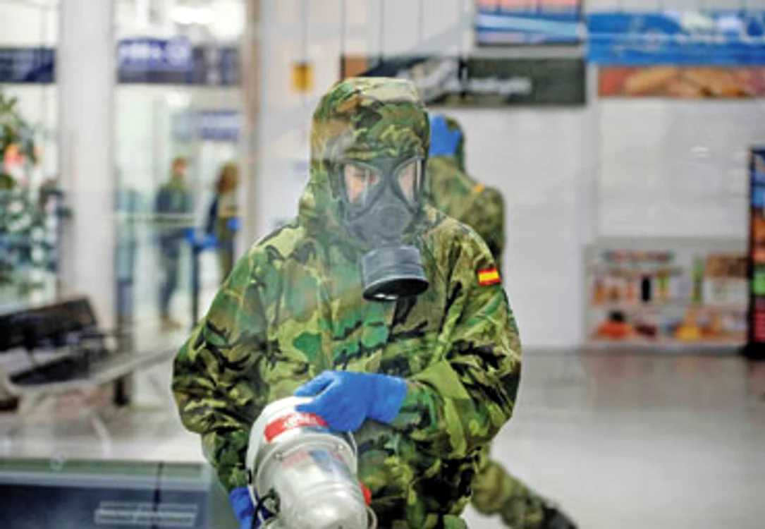 Armata a fost solicitată  să ajute la dezinfectarea  spaţiilor publice 
