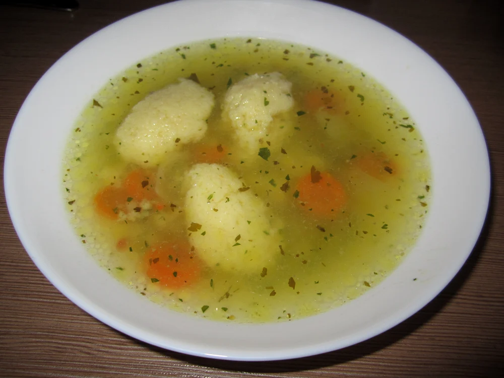 
    Supă de pui  