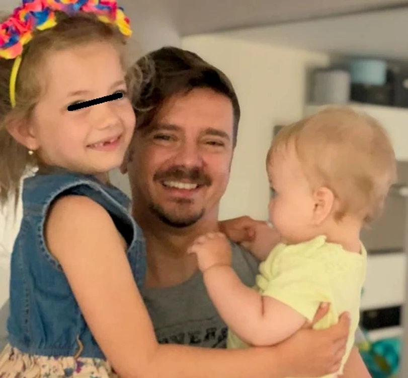 Mihai Petre, un tătic fericit 