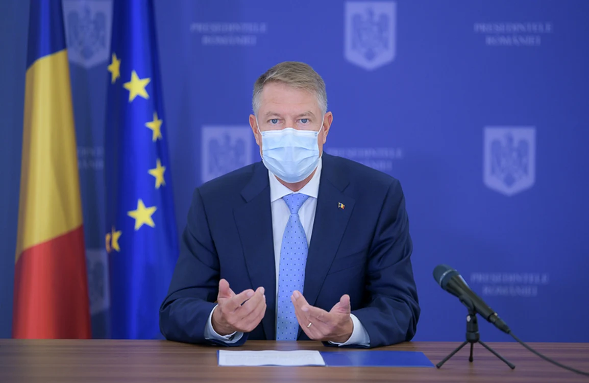
    Klaus Iohannis consideră că bâlbele Guvernului Orban sunt scuzabile pentru că epidemia de coronavirus este o catastrofă care a luat pe toată lumea prin surprindere  