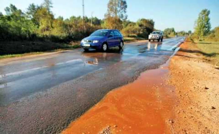 Mâlul roşu e încă prezent pe străzile din Kolontar