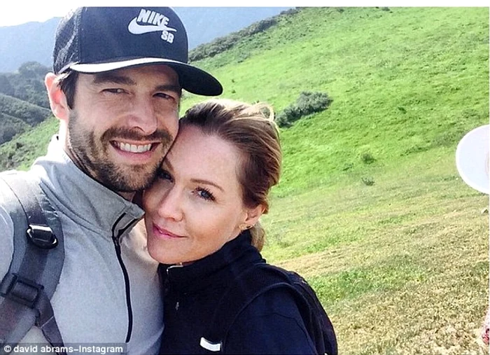 
    Şi-a unit destinul cu Davis Abrams la 8 luni după ce s-au cunoscutFoto: Twitter  