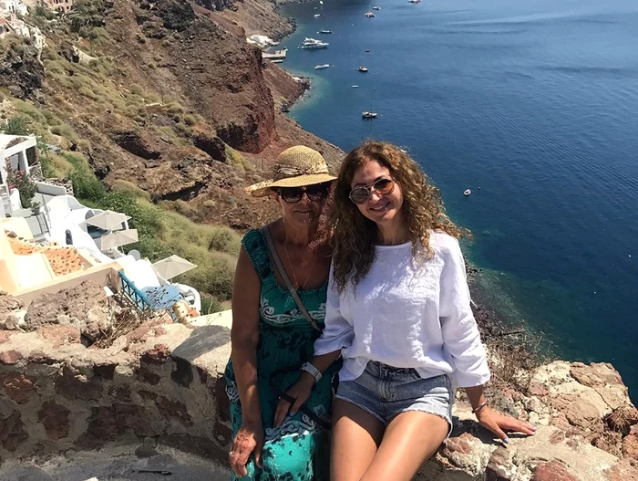 15 anamaria ferentz cel mai important barbat din viata ei vacanta in santorini cu fratele si mama 15 jpg jpeg