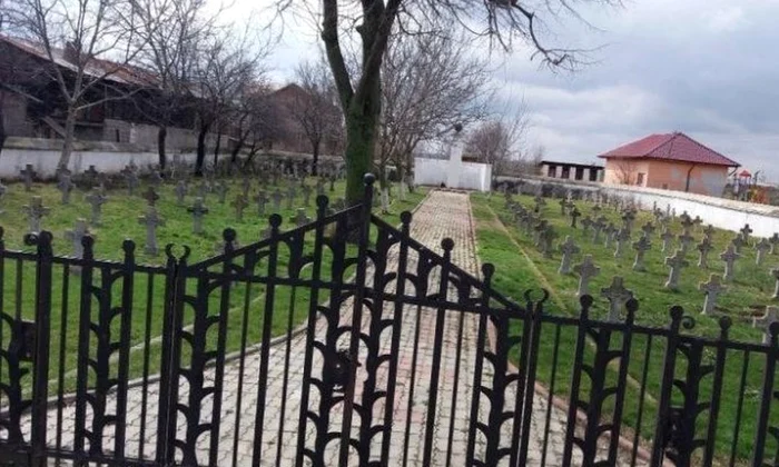 Ceremonie la încheierea tabarei militare germano română de la Titu jpeg