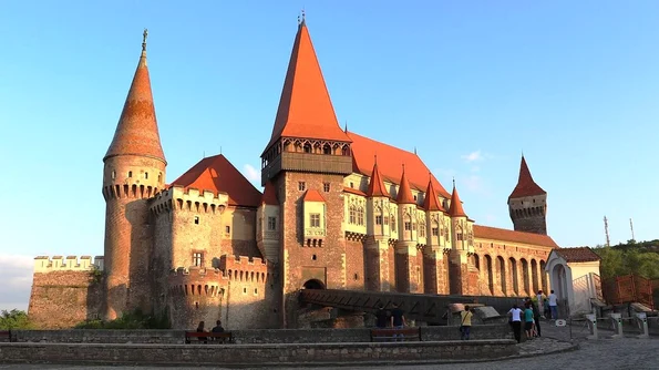 Castelul Corvinilor: Turnul Nou de poartă, deschis pentru vizitatori / FOTO jpeg