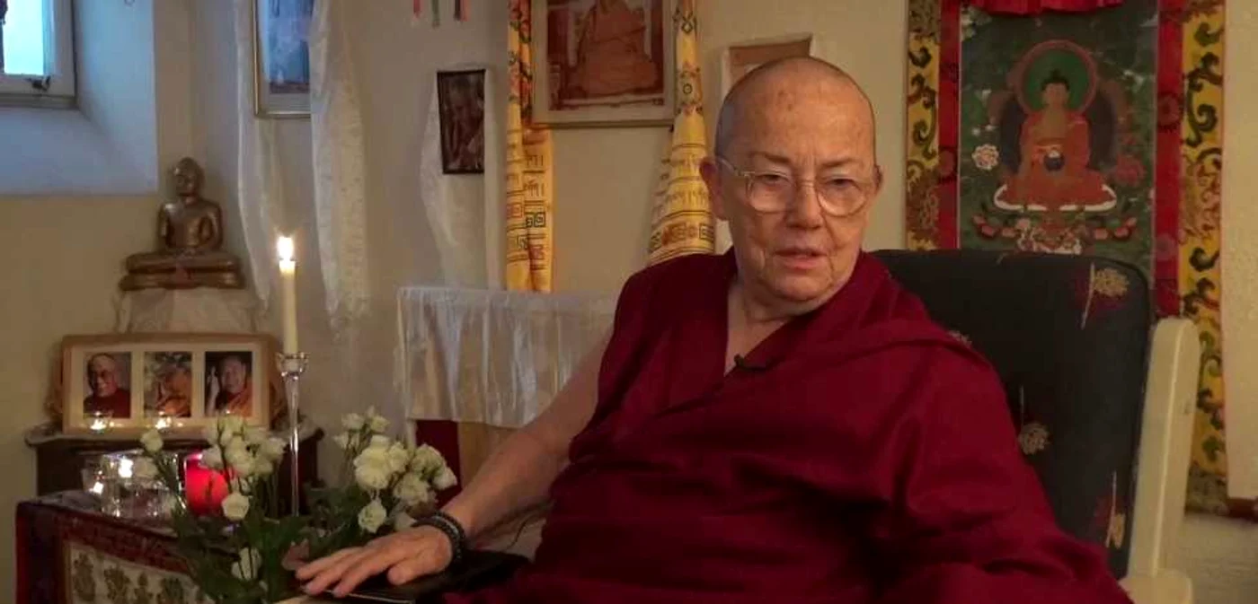 Robina Courtin. FOTO: YouTube