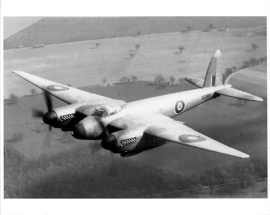 Avion de luptă Mosquito/FOTO:X