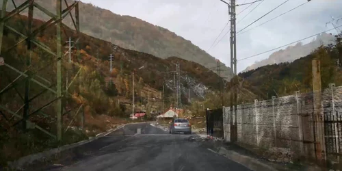 DJ 666, centura momârlanilor