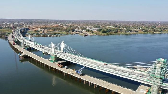 Patru țări pot fi văzute de pe acest pod / foto: Shutterstock