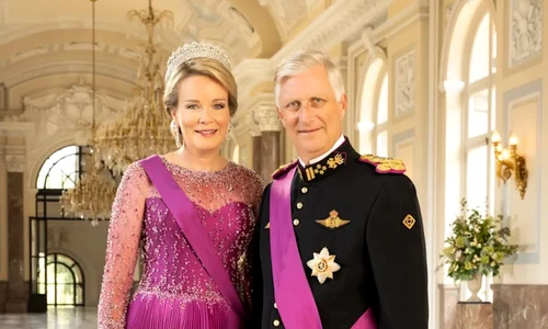 Regele Philippe și Regina Mathilde PNG