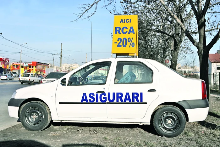 În goana după cotă de piaţă, asiguratorii au vândut poliţe la preţuri foarte mici, iar asta le-a erodat finanţele FOTO Adevărul