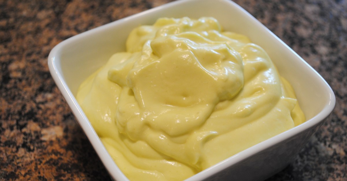 Ingredientul neașteptat pe care trebuie să îl punem în maioneză. Așa va avea un gust și o textură perfectă