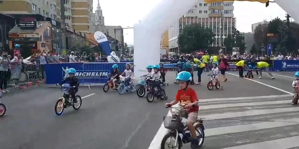 5b9d33fadf52022f757b8c53 jpg