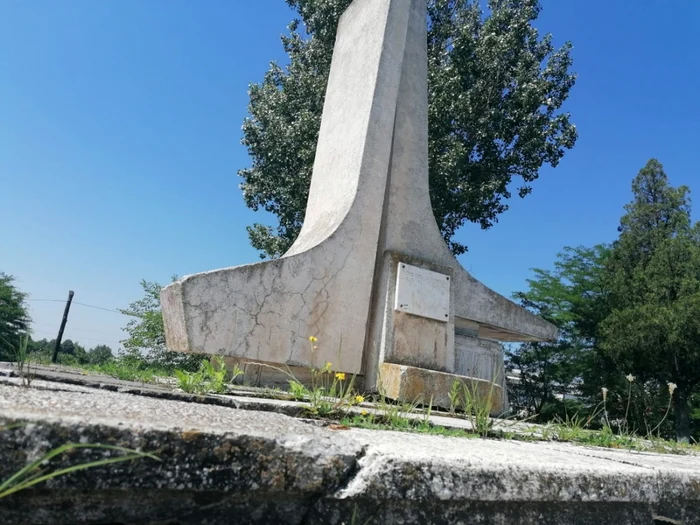 cimitirul eroilor slatina