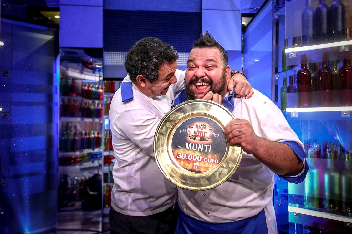 
    Cei trei finaliști sunt Maria, Andrei și MuntiFoto Facebook  