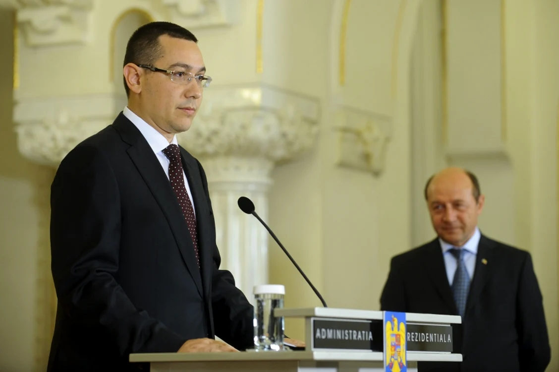 Premierul Victor Ponta a reacţionat la atacul preşedintelui Traian Băsescu asupra şefilor ASF susţinând că şeful statului "este supărat pentru că unul dintre sponsorii săi are probleme“, făcând referire la Dan Adamescu, care controlează Astra Asigurări, companie pusă sub administrare specială FOTO Mediafax