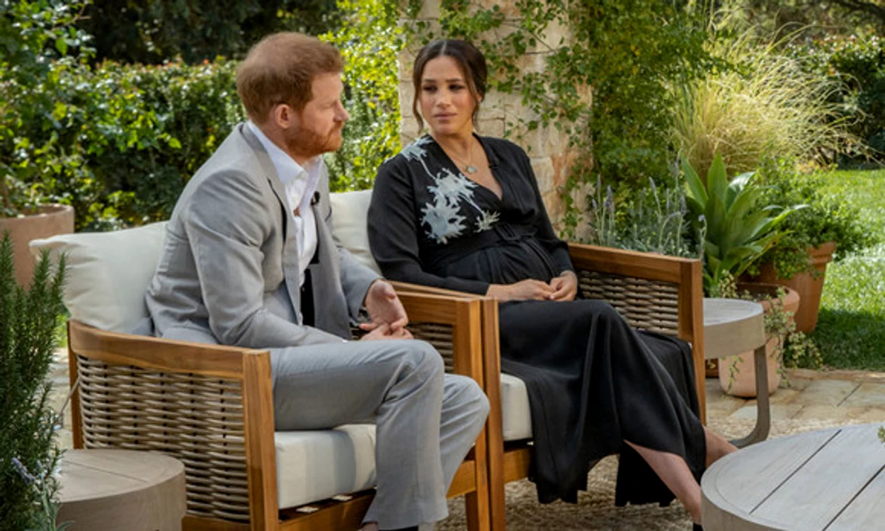 
    Prinţul Harry şi Meghan Markle au pus pe jar Casa Regală britanică după difuzarea  interviului realizat de Oprah Winfrey Foto: Profimedia/CBS   