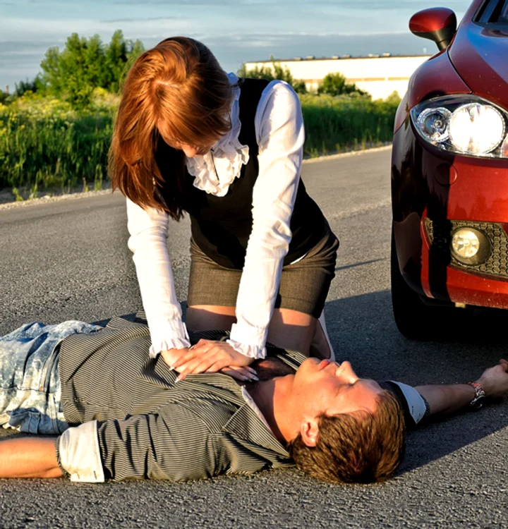 
    Tehnici de acordare a primului ajutor sunt multe. Click! ți le prezintă pe cele mai importante, pentru a ști ce să faci în caz de accidentfoto: 123RF  