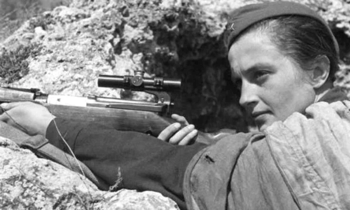 Cu arma în mână: femeile lunestiste din Armata Roșie | FOTO jpeg