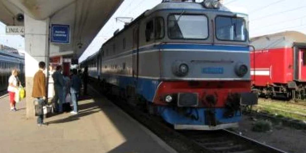 Alba Iulia: Trenuri blocate la Teiuş (UPDATE)