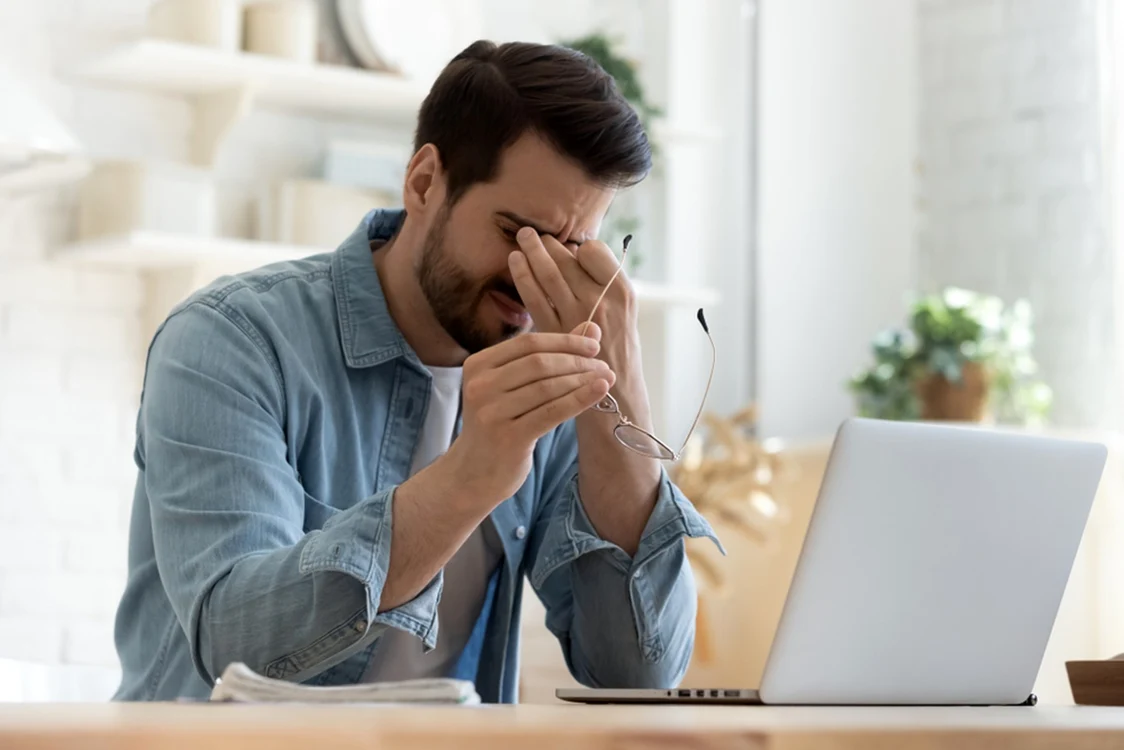 Stresul de la locul de muncă provoacă sute de mii de decese anual la nivel global