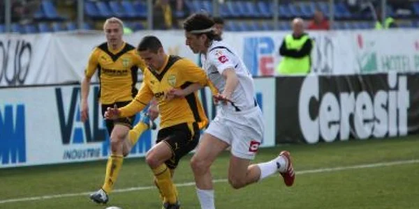 În prima etapă a returului, FC Brașov a învins, cu 2-1, pe Unirea Alba Iulia Foto: Stelian Grăjdan