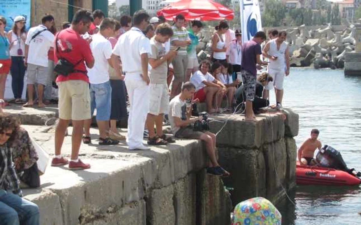 Black Sea ROV International Competition - singura competiţie internaţională de roboţi subacvatici de la Marea Neagră organizată de echipa X-Projects 