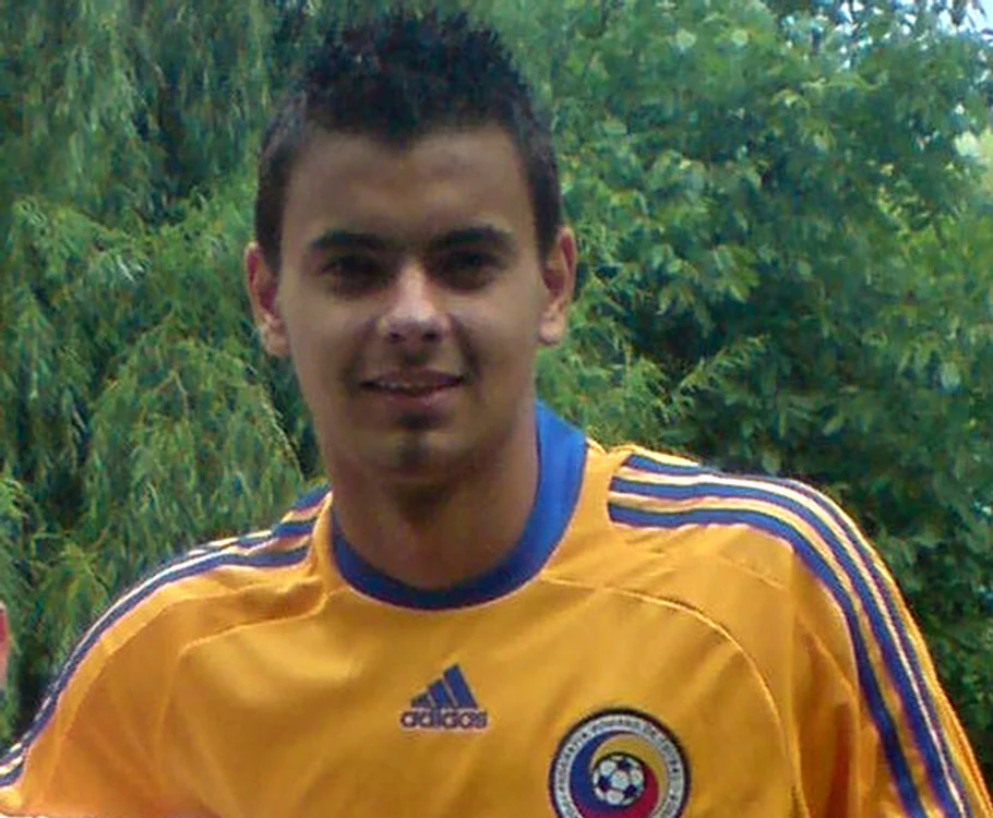FOTBAL: Pânzaru: "Vreau să joc pentru România"
