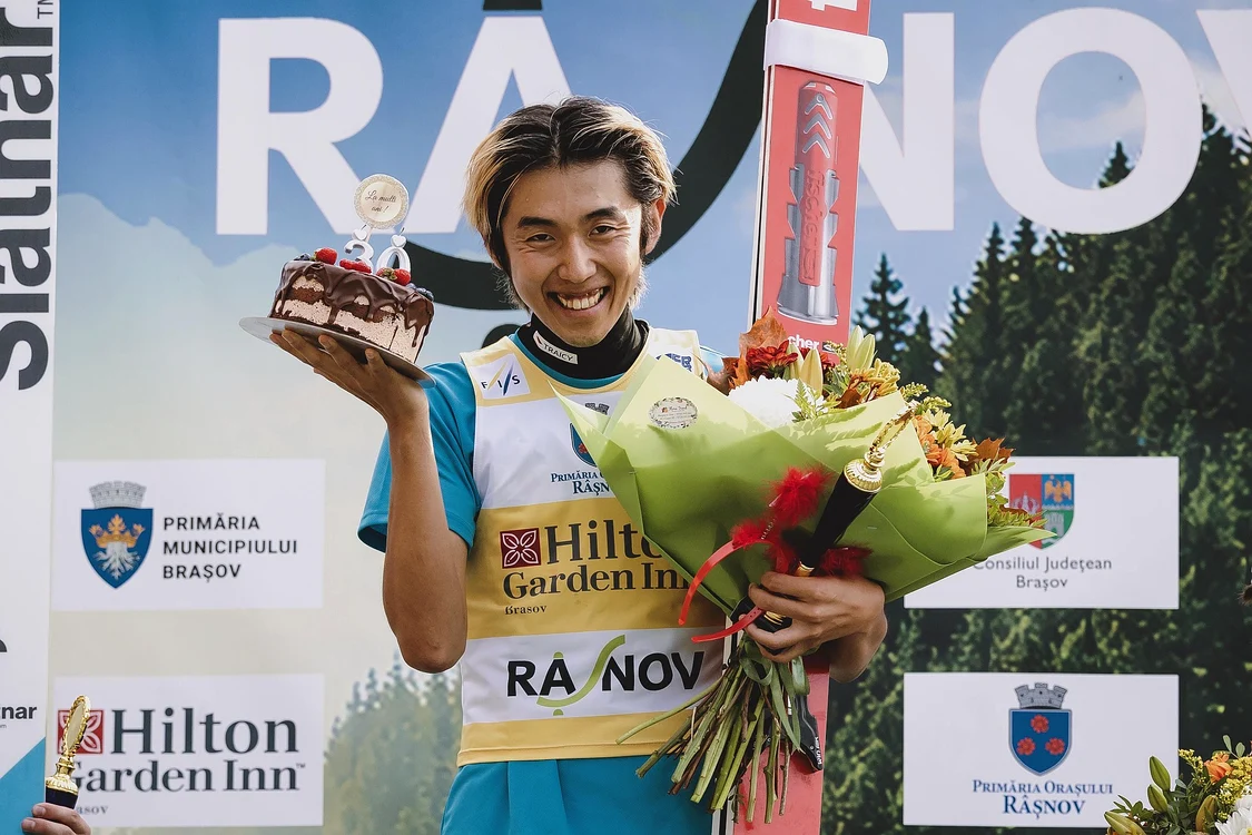 Naoki Nakamura a primit un tort chiar la festivitatea de premiere