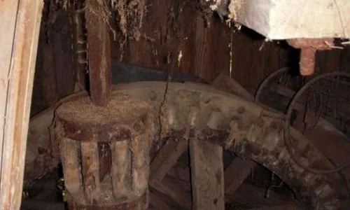 Ultima moară de apă din Galaţi, furată pe bucăţi jpeg