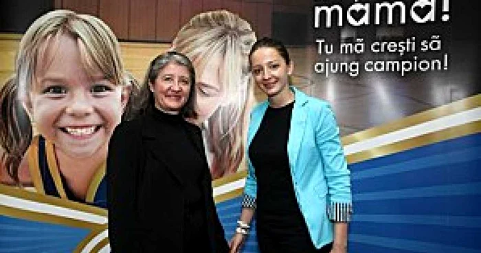 Ana Maria Brânză şi mama ei 